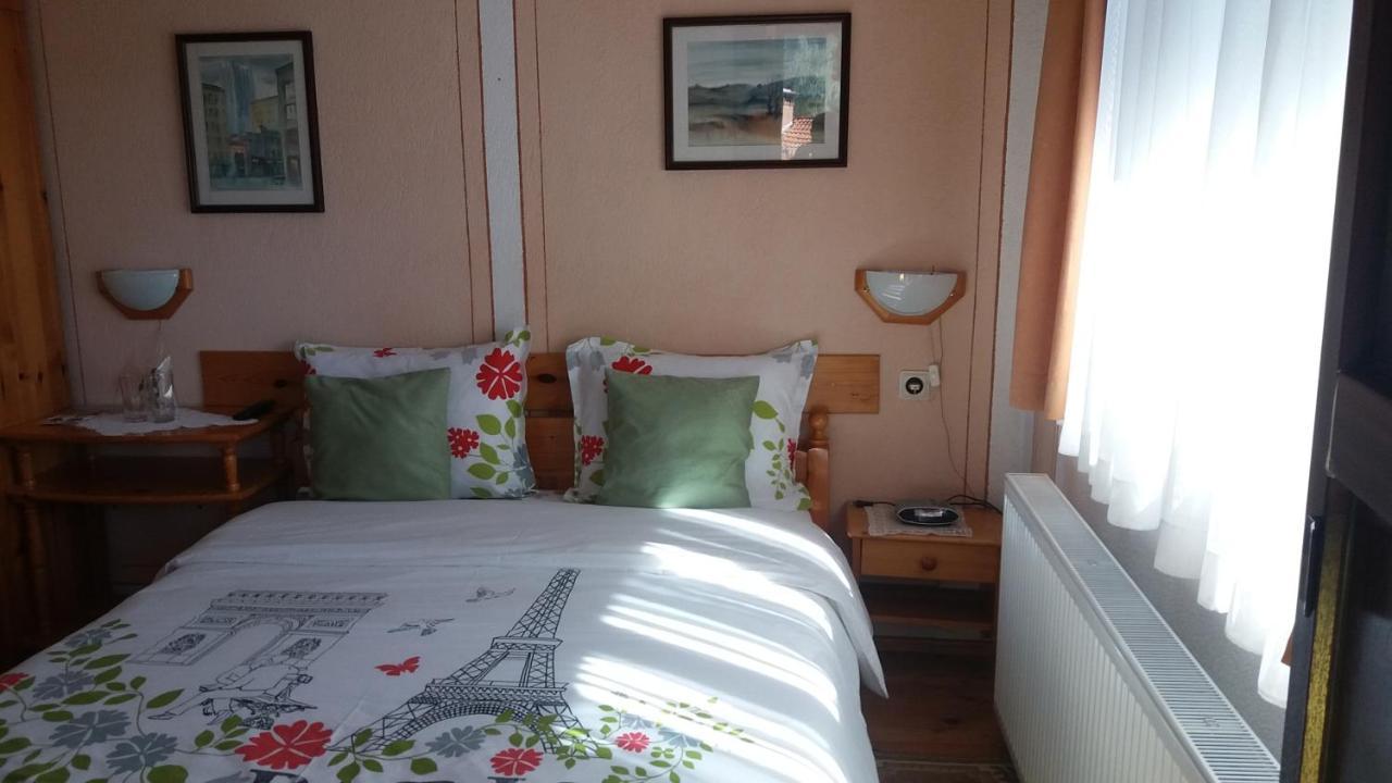 Guest House Bolyarka Koprivshtitsa Ngoại thất bức ảnh